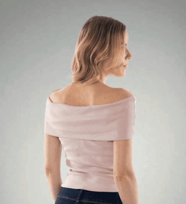 imagen de top cuello bandeja